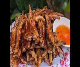 ជើងមាន់អាំងអំបិលម្ទេស