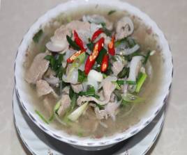 ស្ងោជ្រក់សាច់គោ